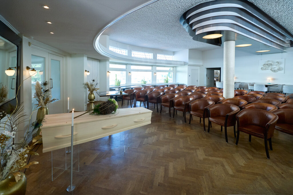 Afscheid in het Bergpaviljoen